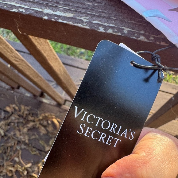 Victoria's Secret 2024 Pink and White Fashion Umbrella - Picture 3 of 3